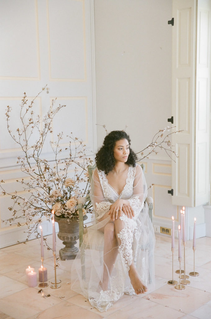 A refined boudoir session in Provence at Chateau de Tourreau