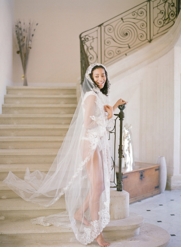 A refined boudoir session in Provence at Chateau de Tourreau