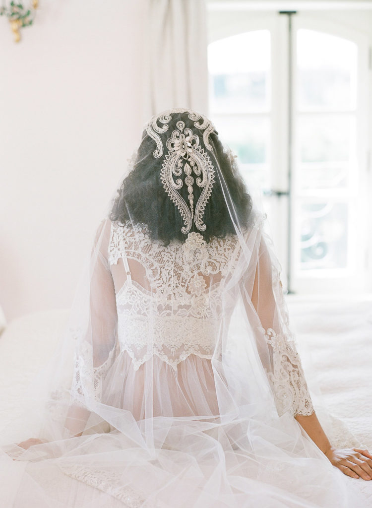 A refined boudoir session in Provence at Chateau de Tourreau